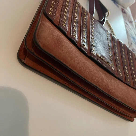 Michael Kors Brooklyn Grommet Large Leather Suede Crossbody Bag in Brick Red - Picture 3 of 8